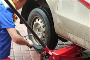 东四附近拖车24小时服务热线电话