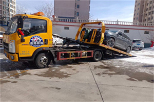 东四救援拖车费用怎么算